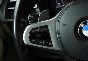 Подержанный автомобиль BMW X4 2021 года (18 фото)