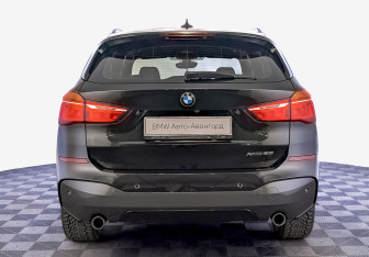 Подержанный автомобиль BMW X1 2019 года (6 фото)