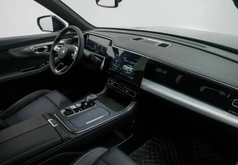 Подержанный автомобиль GAC GS8 2023 года (6 фото)