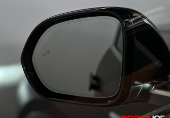 Подержанный автомобиль LiXiang L7 2023 года (26 фото)