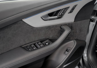 Новый Audi SQ7 2025 (15 фото)