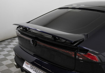 Подержанный автомобиль Changan UNI-V 2023 года (9 фото)