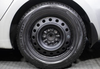 Подержанный автомобиль Kia Ceed Wagon 2014 года (20 фото)