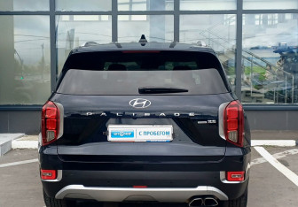 Подержанный автомобиль Hyundai Palisade 2021 года (6 фото)