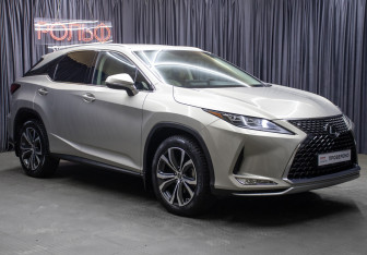 Подержанный автомобиль Lexus RX 2022 года (3 фото)