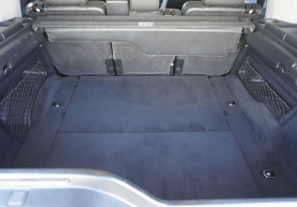 Подержанный автомобиль Land Rover Discovery 2012 года (9 фото)