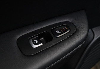 Подержанный автомобиль Kia Stinger 2018 года (13 фото)
