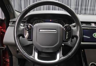 Подержанный автомобиль Land Rover Range Rover Velar 2020 года (18 фото)