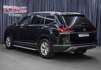 Подержанный автомобиль Volkswagen Teramont 2018 года (7 фото)