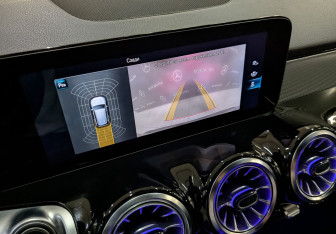 Подержанный автомобиль Mercedes-Benz GLB 2021 года (27 фото)
