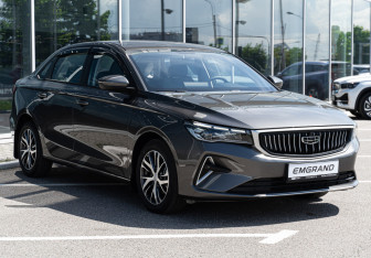 Новый Geely Emgrand 2024 (3 фото)