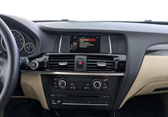 Подержанный автомобиль BMW X3 2015 года (17 фото)