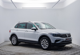 Подержанный автомобиль Volkswagen Tiguan 2020 года (3 фото)