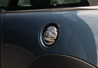 Подержанный автомобиль MINI Hatch 2009 года (22 фото)