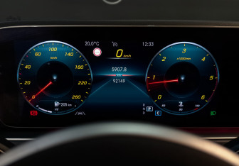 Подержанный автомобиль Mercedes-Benz GLE 2020 года (16 фото)