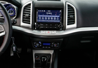 Подержанный автомобиль JAC JS3 2023 года (16 фото)