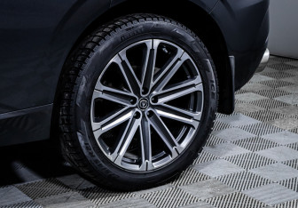 Подержанный автомобиль Changan UNI-K 2023 года (15 фото)