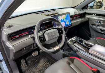 Подержанный автомобиль Jetour Dashing 2023 года (16 фото)