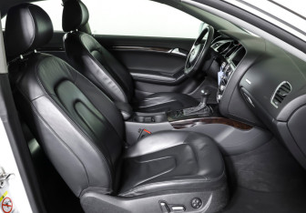 Подержанный автомобиль Audi A5 Coupe 2013 года (11 фото)