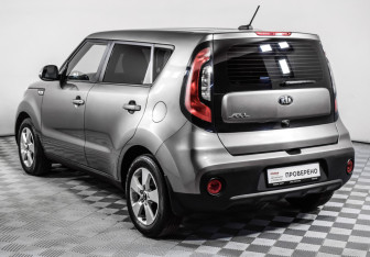 Подержанный автомобиль Kia Soul 2018 года (7 фото)