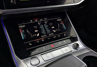 Подержанный автомобиль Audi A6 Sedan 2019 года (16 фото)