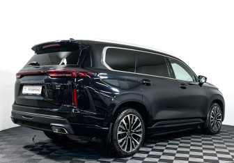 Подержанный автомобиль Exeed VX 2022 года (5 фото)