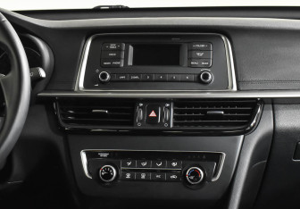 Подержанный автомобиль Kia Optima Sedan 2020 года (14 фото)