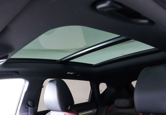 Подержанный автомобиль Geely Coolray 2021 года (19 фото)