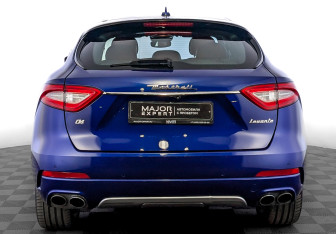 Подержанный автомобиль Maserati Levante 2018 года (6 фото)