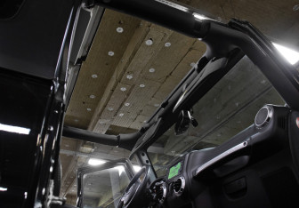 Подержанный автомобиль Jeep Wrangler 2014 года (22 фото)