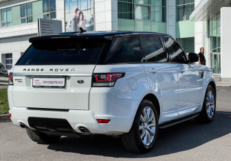 Подержанный автомобиль Land Rover Range Rover Sport 2016 года (5 фото)