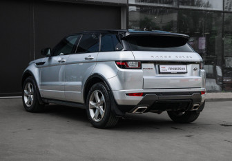 Подержанный автомобиль Land Rover Range Rover Evoque 2017 года (6 фото)