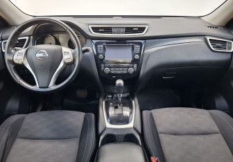 Подержанный автомобиль Nissan X-Trail 2018 года (13 фото)