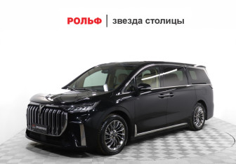 Подержанный автомобиль Voyah Dream 2023 года (1 фото)