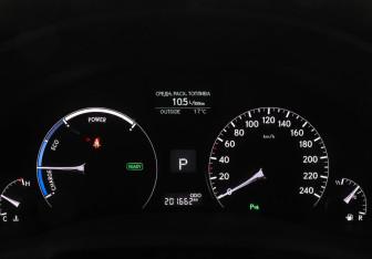 Подержанный автомобиль Lexus RX 2013 года (11 фото)