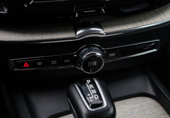 Подержанный автомобиль Volvo XC60 2019 года (20 фото)