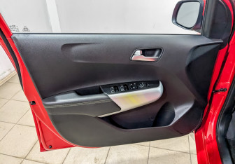 Подержанный автомобиль Kia Picanto 2022 года (19 фото)