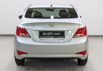 Подержанный автомобиль Hyundai Solaris Sedan 2016 года (6 фото)