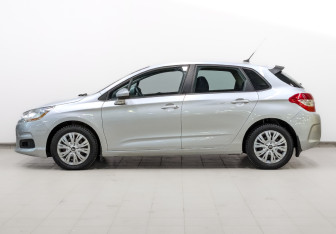 Подержанный автомобиль Citroen C4 Hatchback 2014 года (8 фото)