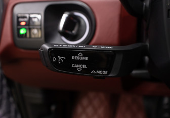 Подержанный автомобиль Porsche Cayenne 2019 года (23 фото)