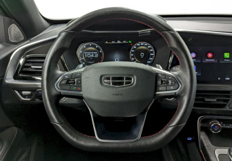 Подержанный автомобиль Geely Tugella 2023 года (28 фото)