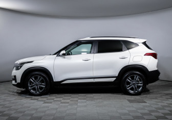 Подержанный автомобиль Kia Seltos 2020 года (8 фото)
