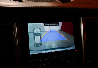 Подержанный автомобиль Porsche Macan 2015 года (13 фото)