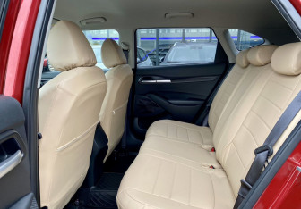 Подержанный автомобиль Kia Seltos 2022 года (25 фото)