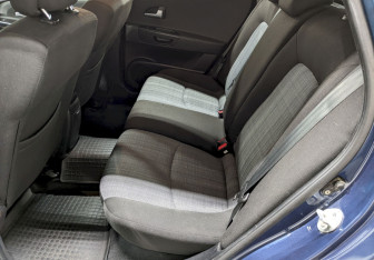 Подержанный автомобиль Kia Ceed Wagon 2011 года (15 фото)