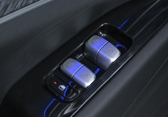 Подержанный автомобиль Chery Tiggo 9 2025 года (14 фото)