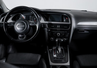 Подержанный автомобиль Audi A4 Sedan 2013 года (12 фото)