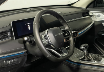 Подержанный автомобиль Jetour X70 Plus 2025 года (13 фото)