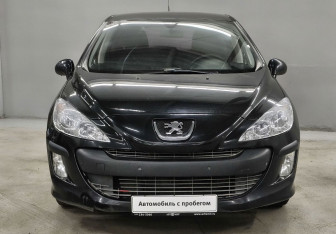 Подержанный автомобиль Peugeot 308 Hatchback 2010 года (2 фото)