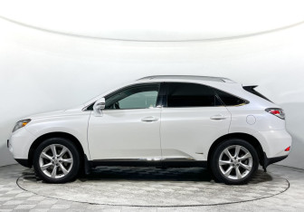 Подержанный автомобиль Lexus RX 2010 года (8 фото)